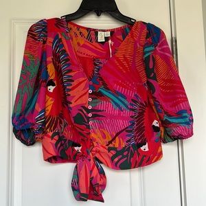 New with Tags! Joie Tropical Parrot Cropped Blouse w/ Puff Sleeves and Front Tie